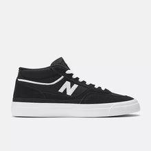 New Balance Numeric Franky Villani 417 Skateboard Shoes - Black / White