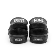 Straye Ventura Slip-On Canvas Shoes - Black/Black