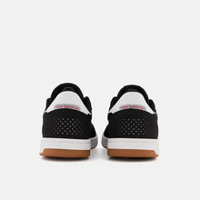New Balance Numeric 440 Skateboard Shoes - Black / White