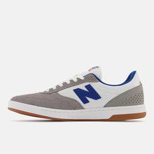 New Balance Numeric 440 Skateboard Shoes - Grey / White